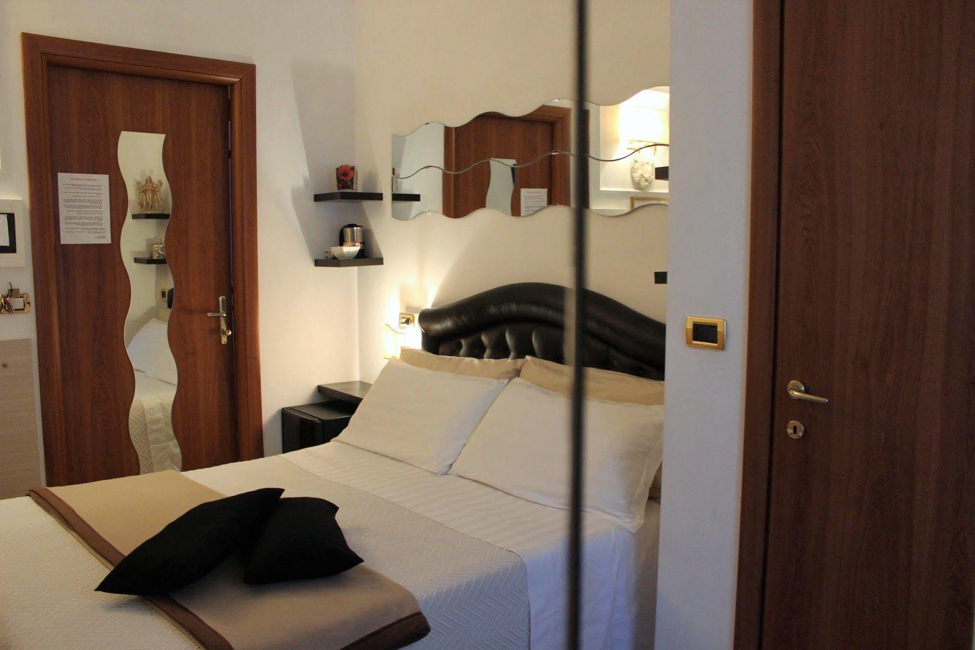 רומא Citta Eterna Guest House מראה חיצוני תמונה