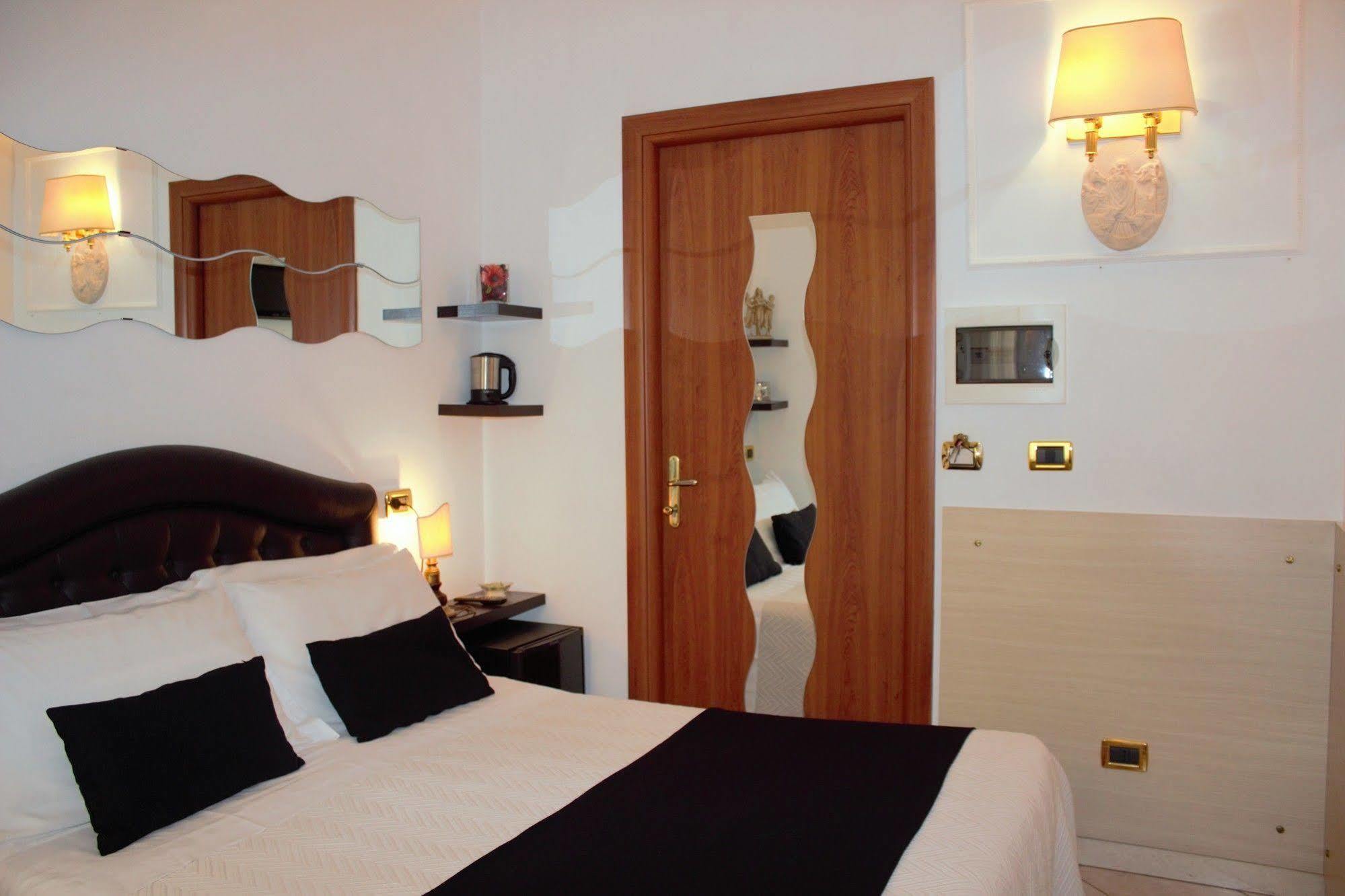 רומא Citta Eterna Guest House מראה חיצוני תמונה